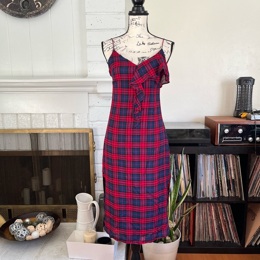 🌻3 for $25 SALE🌻- Lush Midi Dress - Size S